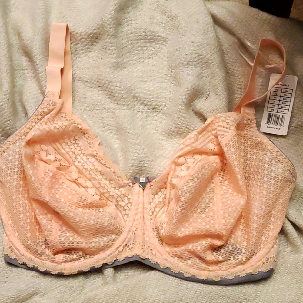 Freya Daisy Lace Unlined Bra in 30JJ (UK)